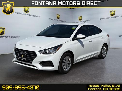 Frost White Pearl 2022 Hyundai Accent SE