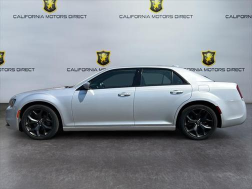 2022 Chrysler 300 S