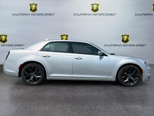 2022 Chrysler 300 S