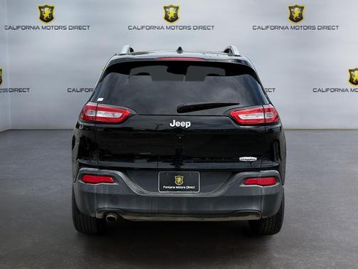 Diamond Black Crystal Pearlcoat 2017 Jeep Cherokee Latitude