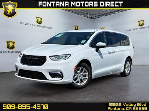 2023 Chrysler Pacifica Touring