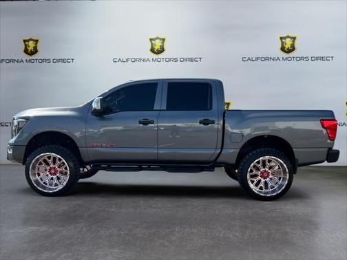 2021 Nissan Titan S