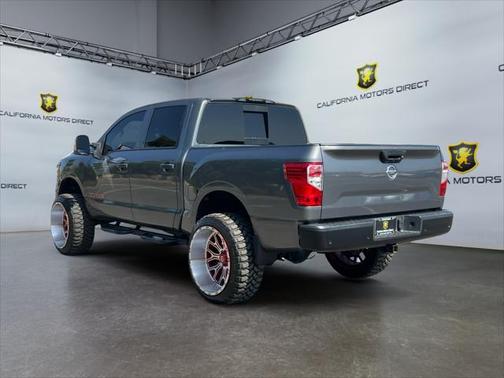 2021 Nissan Titan S