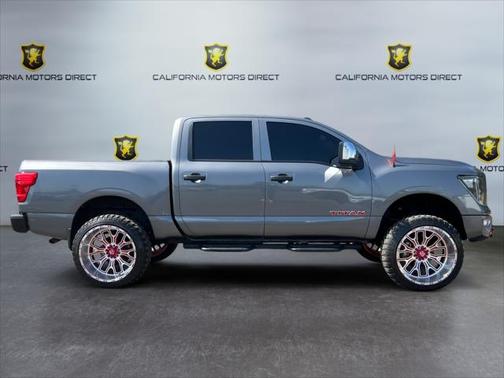 2021 Nissan Titan S