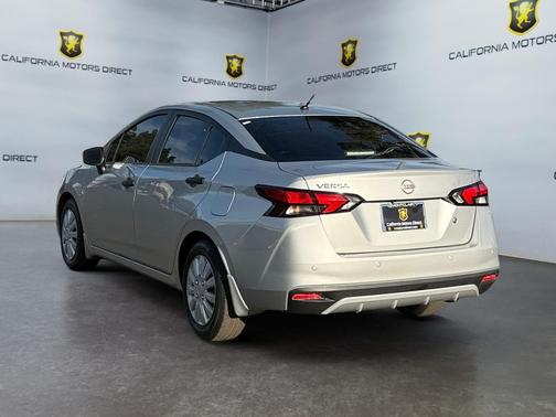 2023 Nissan Versa 1.6 S