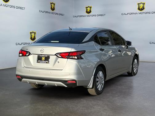 2023 Nissan Versa 1.6 S