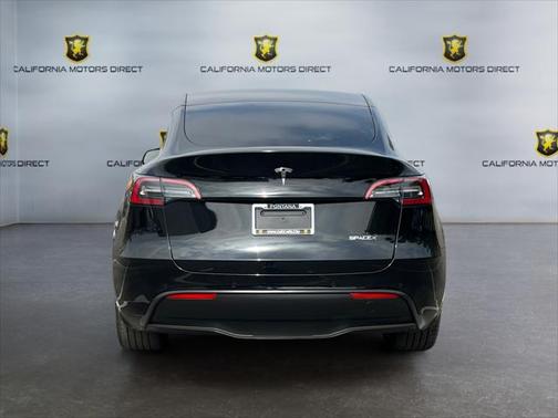 2022 Tesla Model Y Long Range Dual Motor All-Wheel Drive