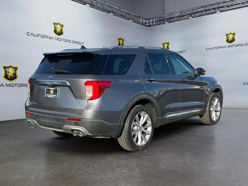 2022 Ford Explorer Platinum