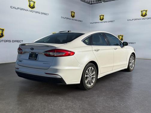 2019 Ford Fusion Energi Titanium