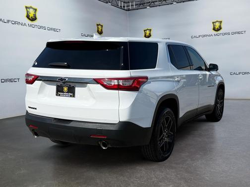 Summit White 2020 Chevrolet Traverse LS