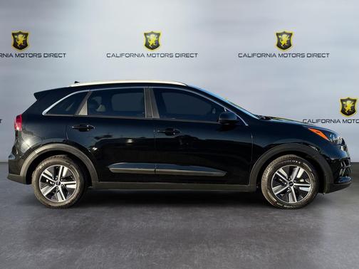2022 Kia Niro LXS