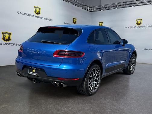 Blue 2015 Porsche Macan Macan S