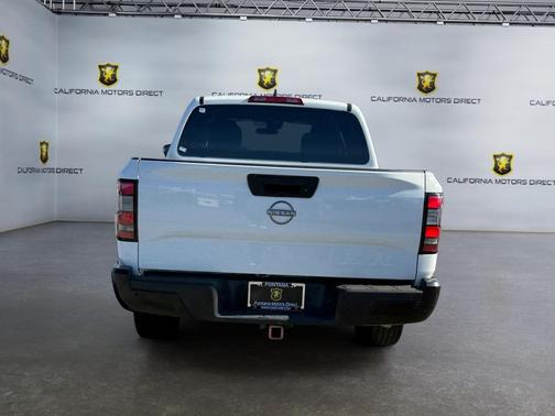 2022 Nissan Frontier S