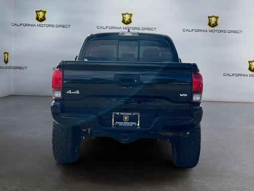 2019 Toyota Tacoma SR