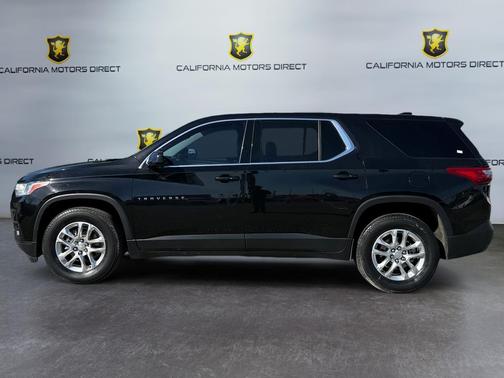 Mosaic Black Metallic 2021 Chevrolet Traverse LS