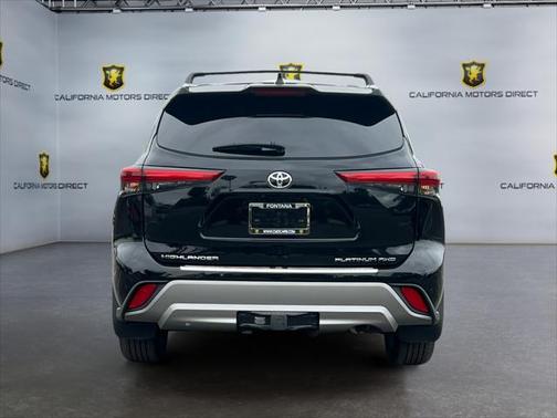 2022 Toyota Highlander Platinum