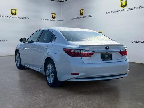 2013 Lexus ES 300h Base