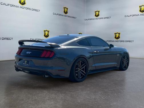 2017 Ford Mustang GT Premium