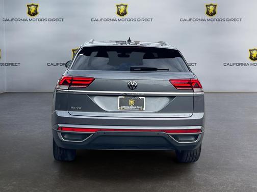 Platinum Gray Metallic 2021 Volkswagen Atlas Cross Sport 3.6L V6 SE w/Technology