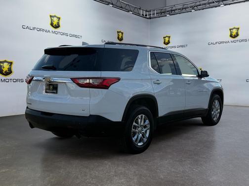 2020 Chevrolet Traverse LT Cloth