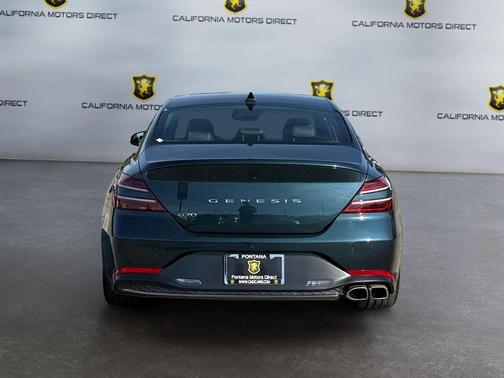 2023 Genesis G70 2.0T RWD