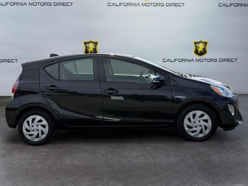 2016 Toyota Prius c Two