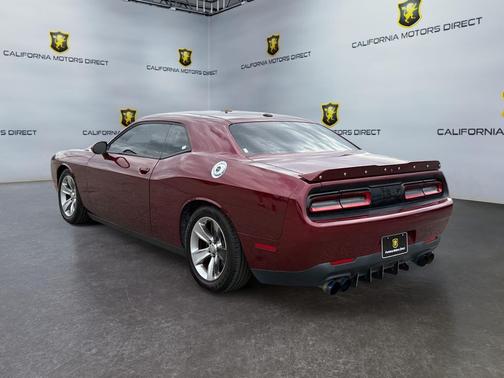 Octane Red Pearlcoat 2020 Dodge Challenger SXT