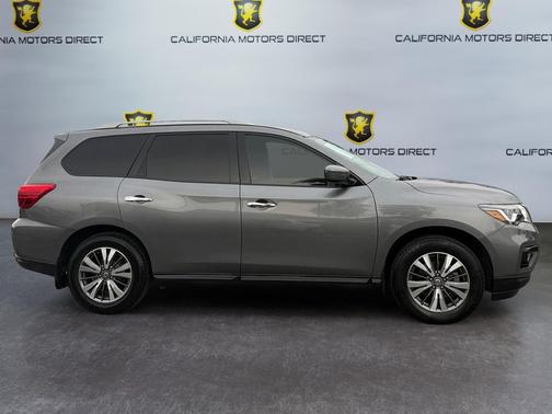 2020 Nissan Pathfinder S 2WD