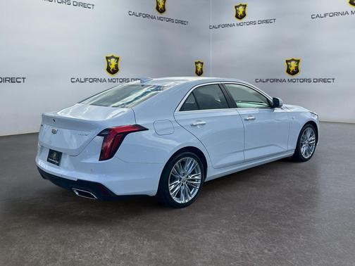 2023 Cadillac CT4 Premium Luxury