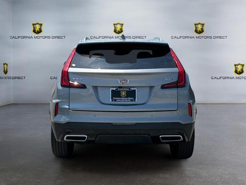 Argent Silver Metallic 2025 Cadillac XT4 Premium Luxury