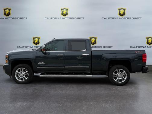 Graphite Metallic 2018 Chevrolet Silverado 2500 High Country