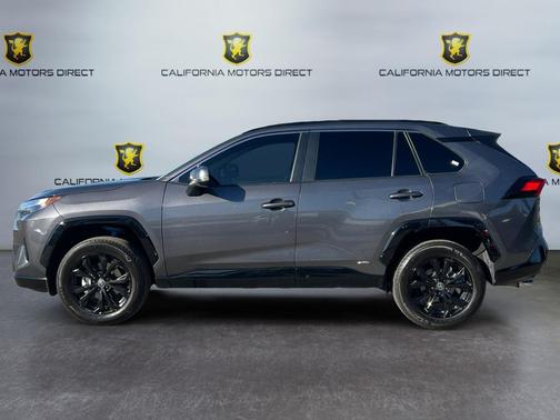 2022 Toyota RAV4 Hybrid SE