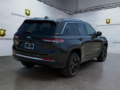 Rocky Mountain Pearlcoat 2024 Jeep Grand Cherokee 4xe Base