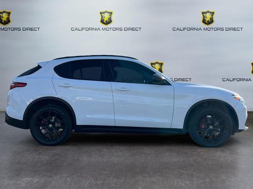 2019 Alfa Romeo Stelvio Sport