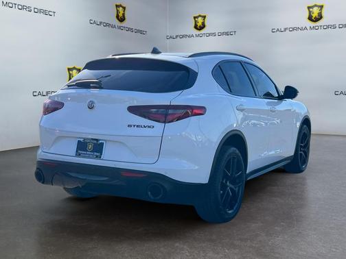 2019 Alfa Romeo Stelvio Sport