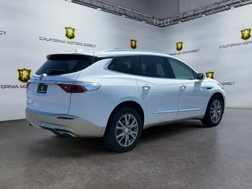 2022 Buick Enclave AWD Essence