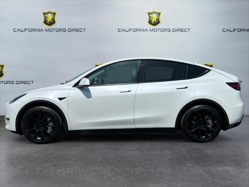 2022 Tesla Model Y Long Range Dual Motor All-Wheel Drive