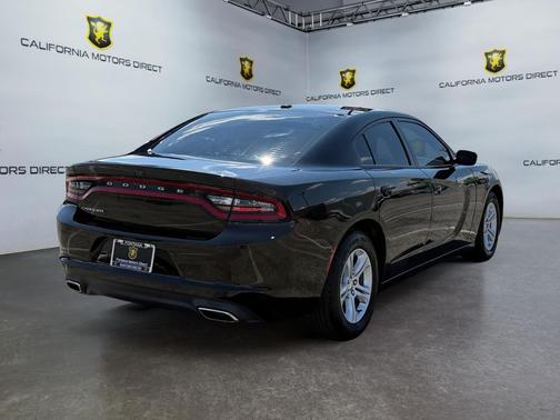 Pitch Black Clearcoat 2020 Dodge Charger SXT