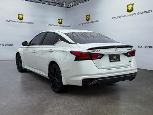2022 Nissan Altima SR Intelligent AWD