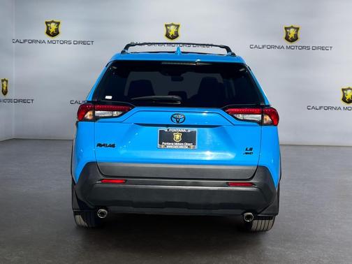 2021 Toyota RAV4 LE
