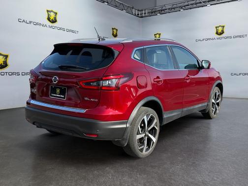 Scarlet Ember Pearl Metallic 2022 Nissan Rogue Sport SL