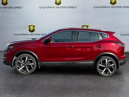 Scarlet Ember Pearl Metallic 2022 Nissan Rogue Sport SL