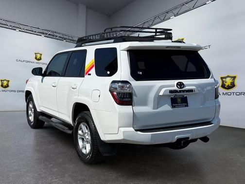 Ice Cap 2024 Toyota 4Runner SR5