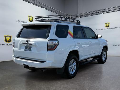 Ice Cap 2024 Toyota 4Runner SR5