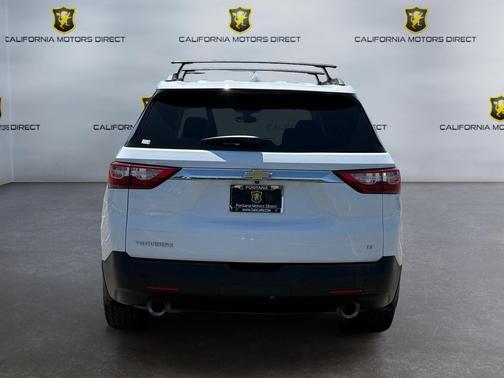 Summit White 2019 Chevrolet Traverse LT Cloth