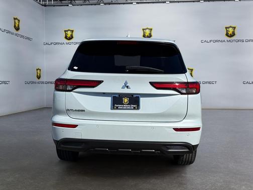 2022 Mitsubishi Outlander ES 2.5 S-AWC