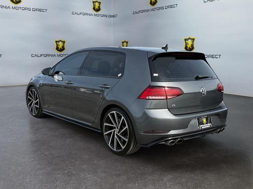2018 Volkswagen Golf R 2.0T DSG