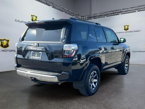 2023 Toyota 4Runner TRD Off Road