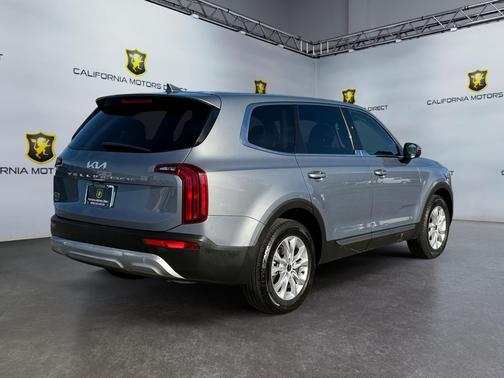 2022 Kia Telluride LX
