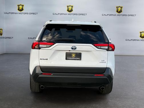 2020 Toyota RAV4 Hybrid LE
